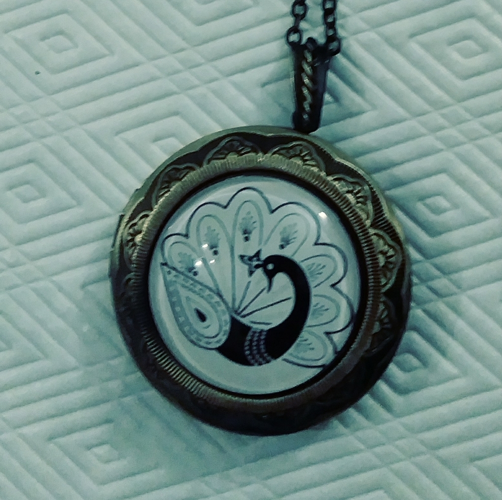 Locket